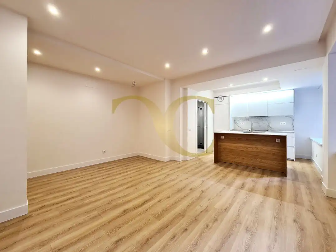 Piso con jardín en venta en Calle Uría, imagen 5