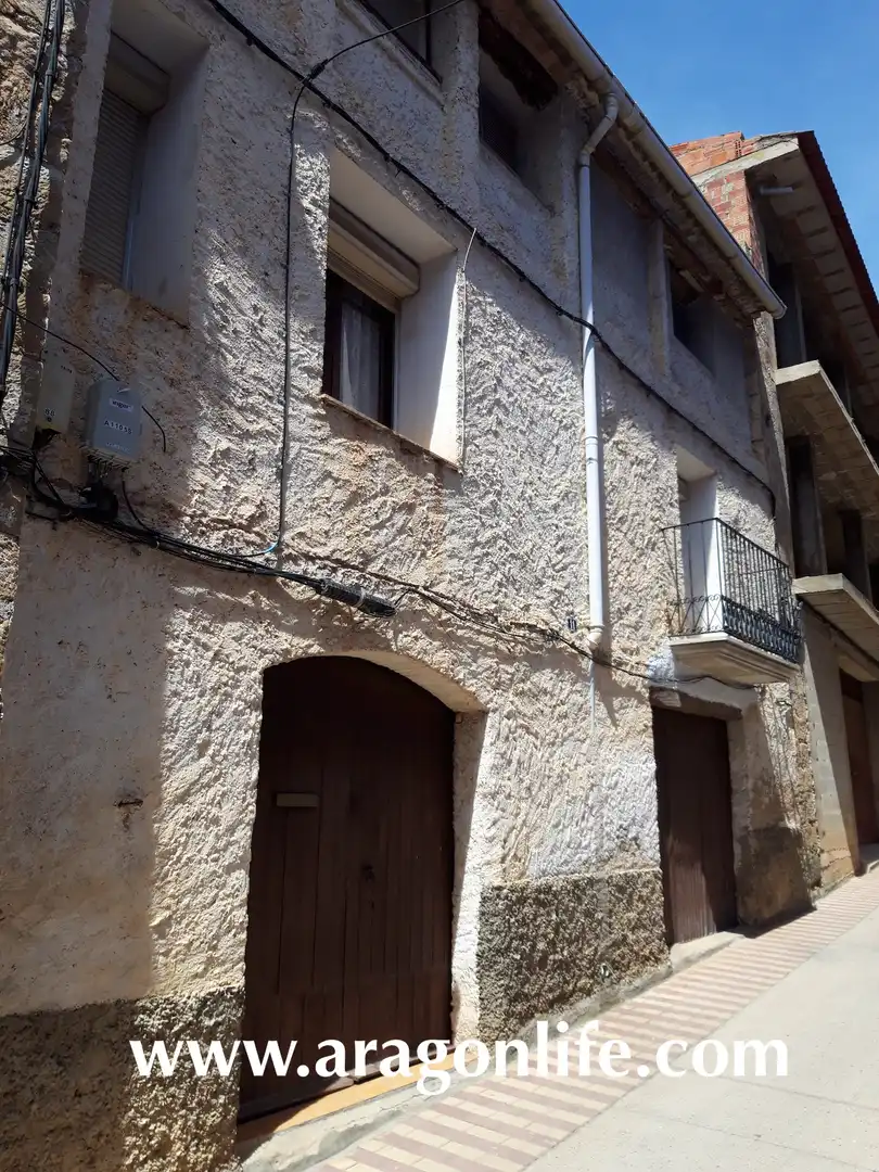Exterior view of Houses for sale in Maella  with Furnished and Balcony