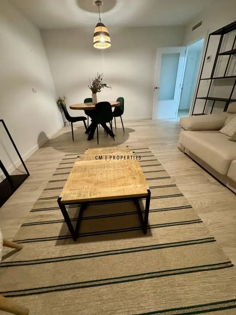 Sala de estar de Piso de alquiler en Valencia con Aire acondicionado, Calefacción y Parquet
