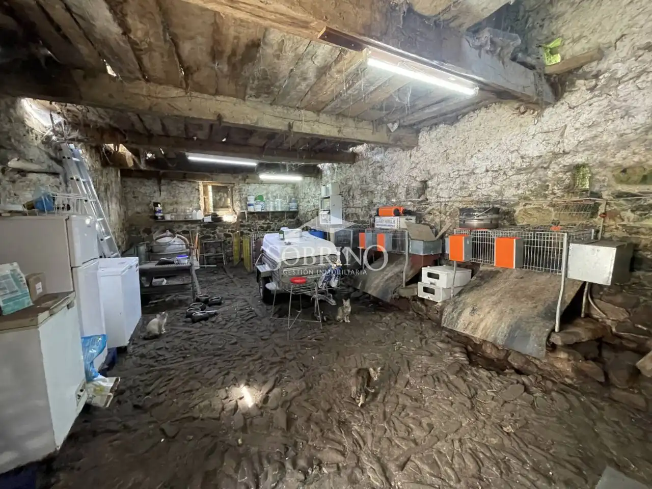 Casa rústica amb jardí en venda a Calle Mere, imagen 16