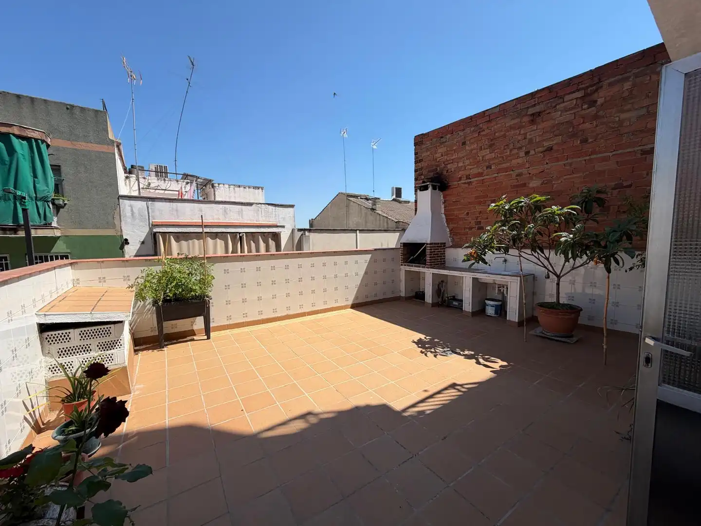 Adossat amb terrassa en venda a Santa Perpètua de Mogoda, imagen 4