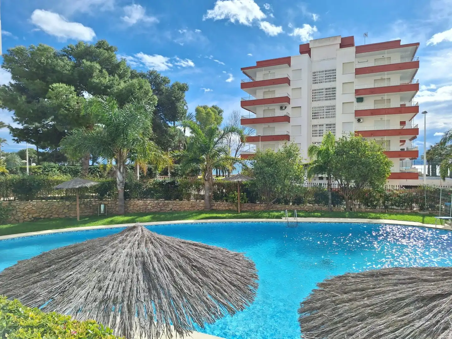 Schwimmbecken von Wohnungen zum Verkauf in Cullera mit Möbliert und Gemeinschaftspool
