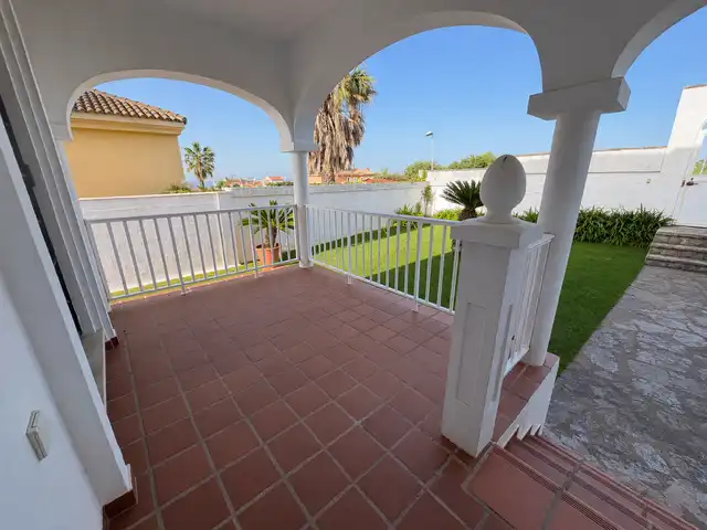 Garden of Houses for sale in Algeciras  with Air Conditioner, Private garden and Terrace