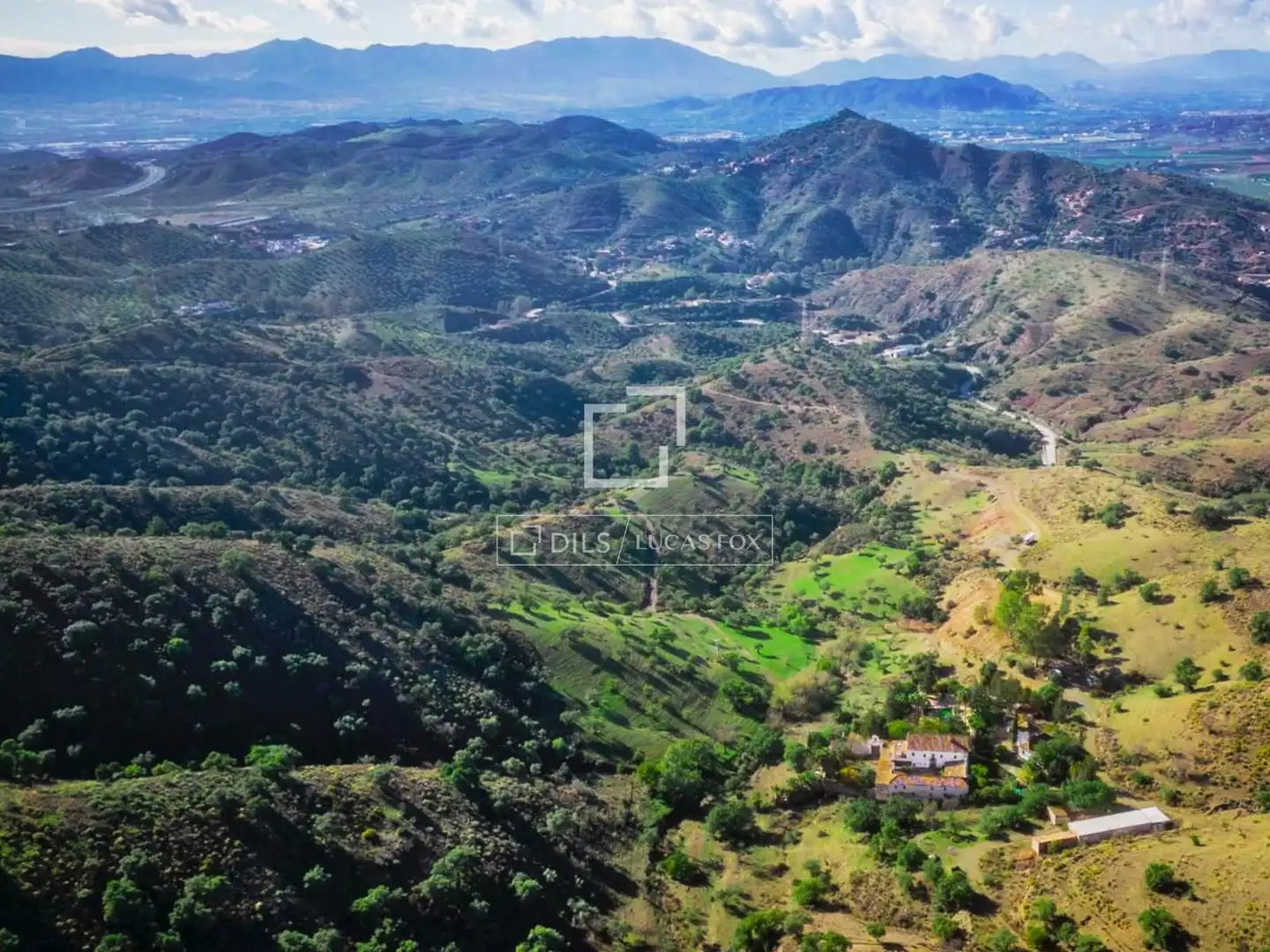 Finca rústica en venda en Málaga amb Jardí privat, Terrassa i Piscina