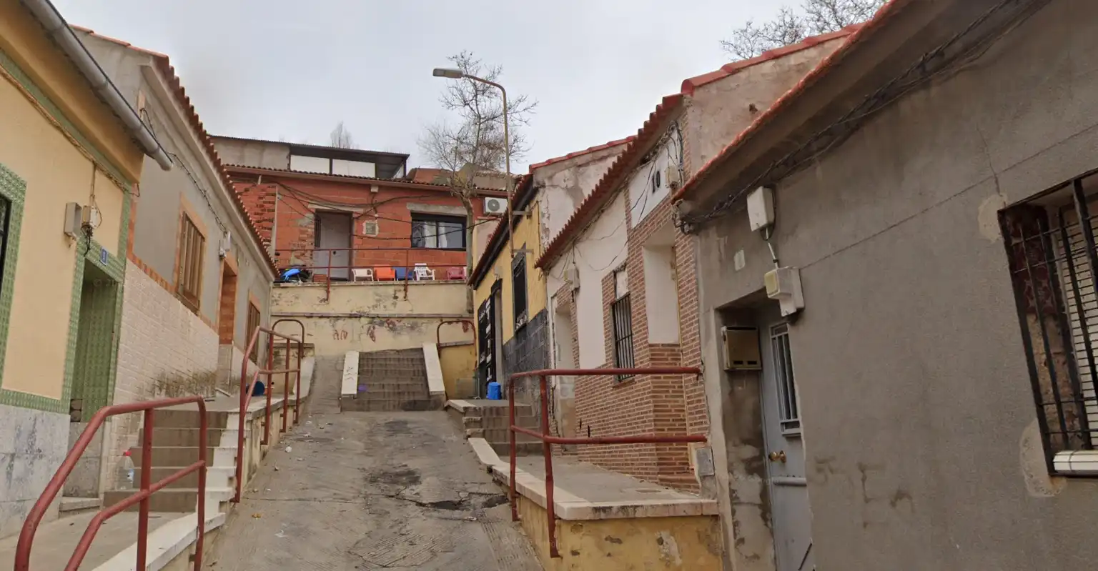 Exterior view of Detached homes for sale in Puertollano