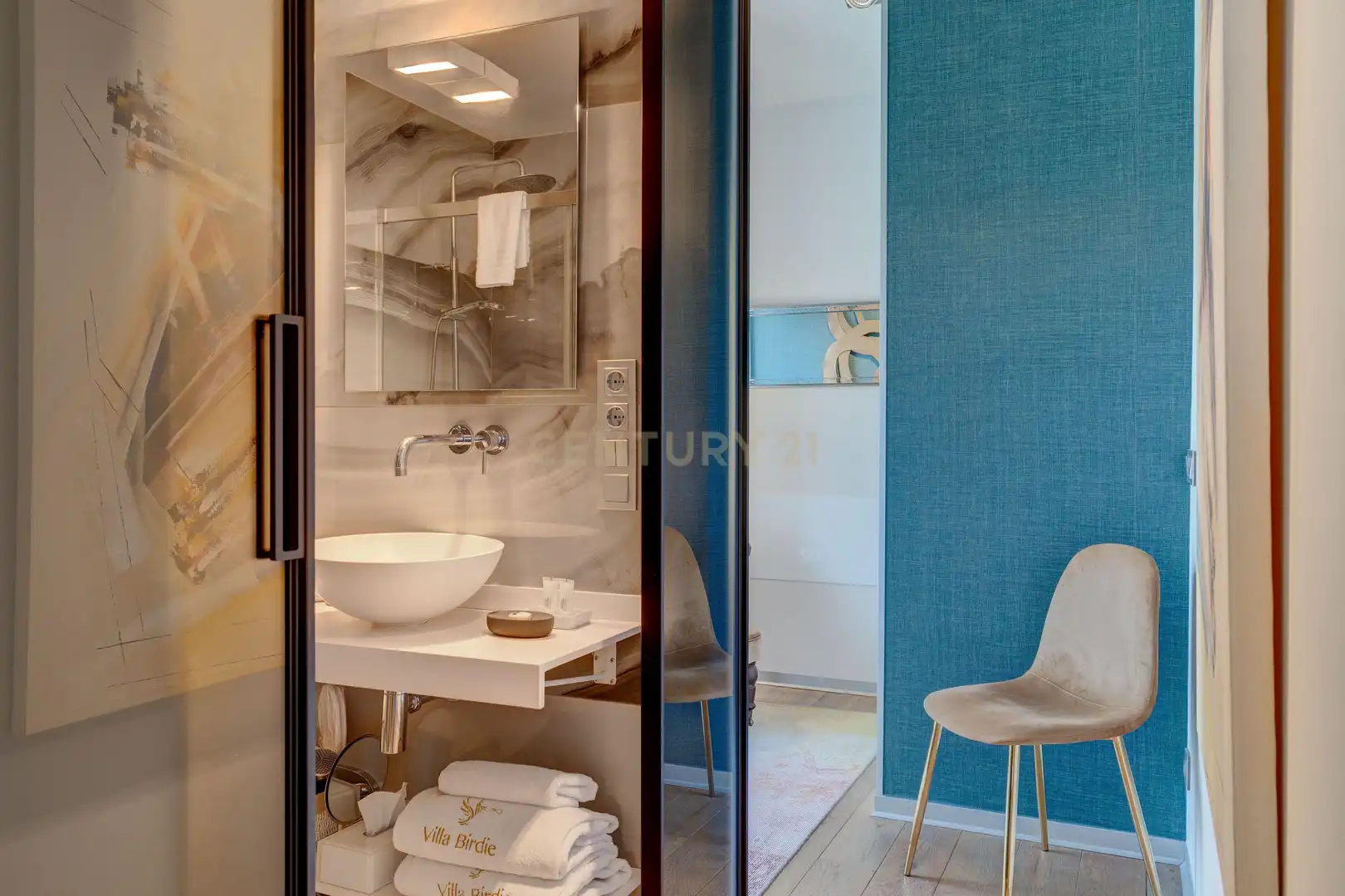 Bany de Casa o xalet en venda en Donostia - San Sebastián  amb Aire condicionat, Jardí privat i Piscina