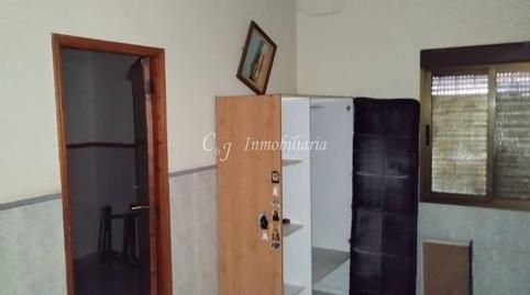 Foto 4 de Casa o chalet en venta en Avenida de Abril - 9 de Octubre, Sagunto / Sagunt