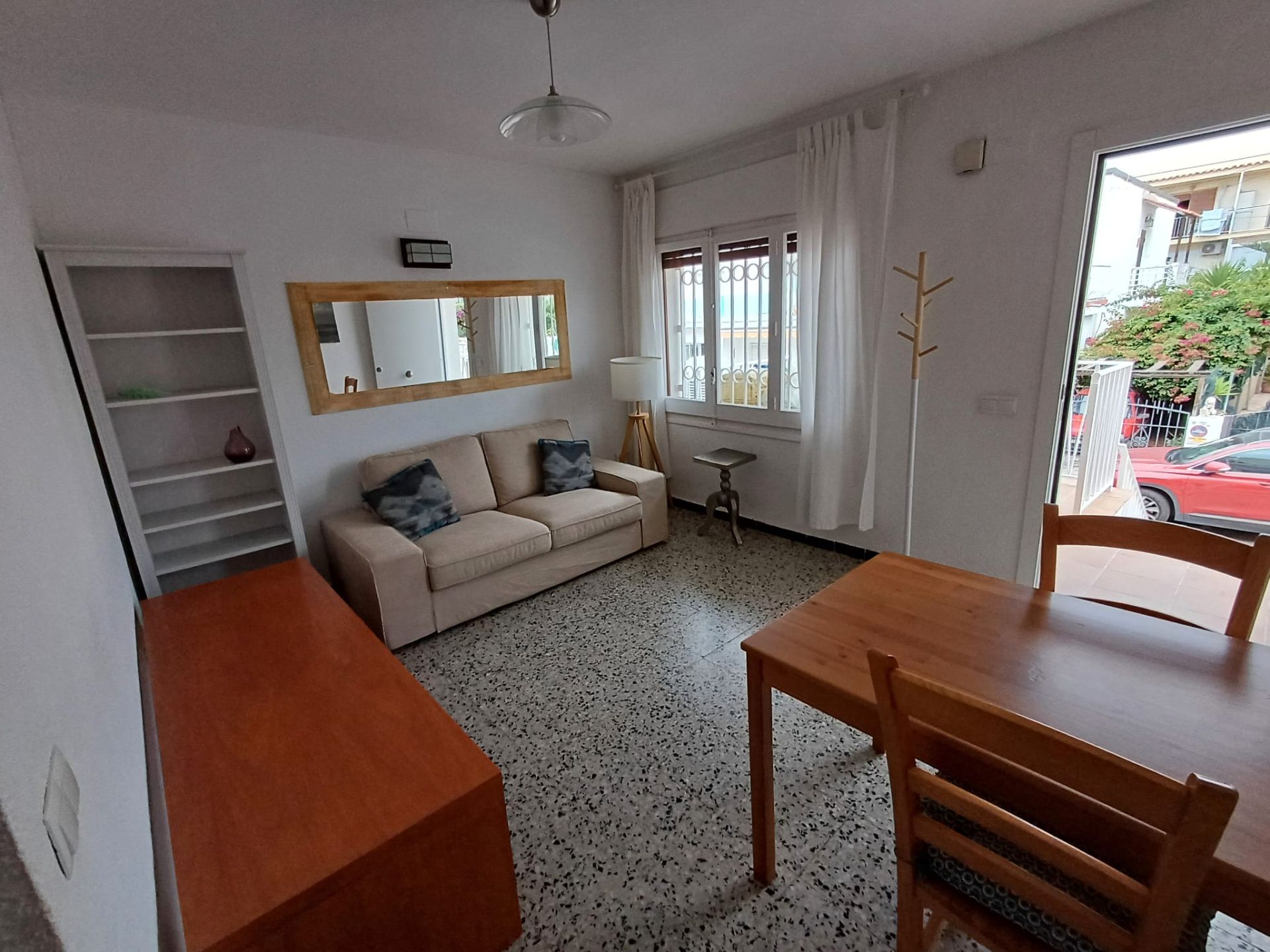 Living room of Apartment to rent in Cambrils  with Air Conditioner, Terrace and Furnished