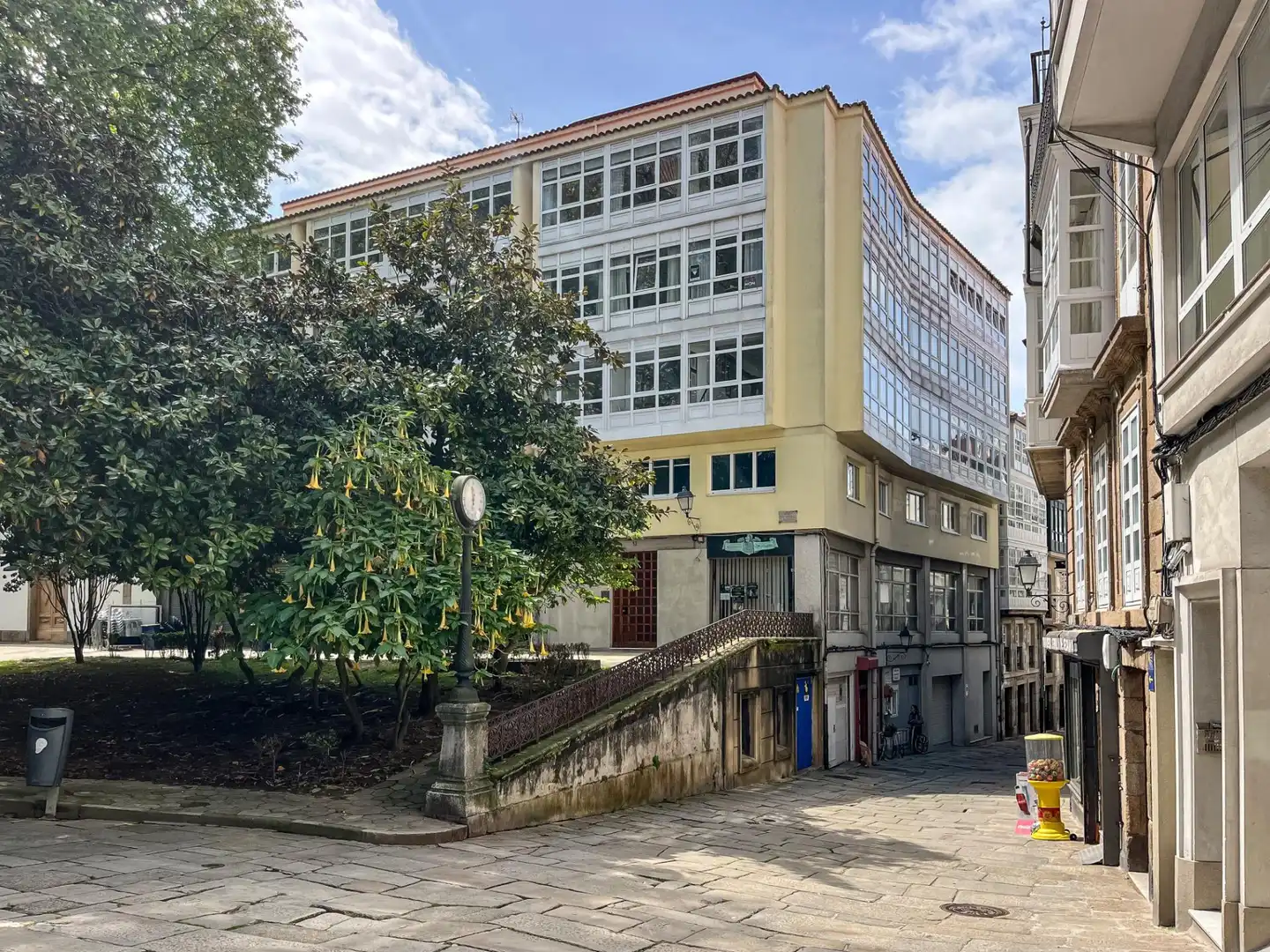 Duplexes for sale in Plaza del General Azcárraga, Ciudad Vieja