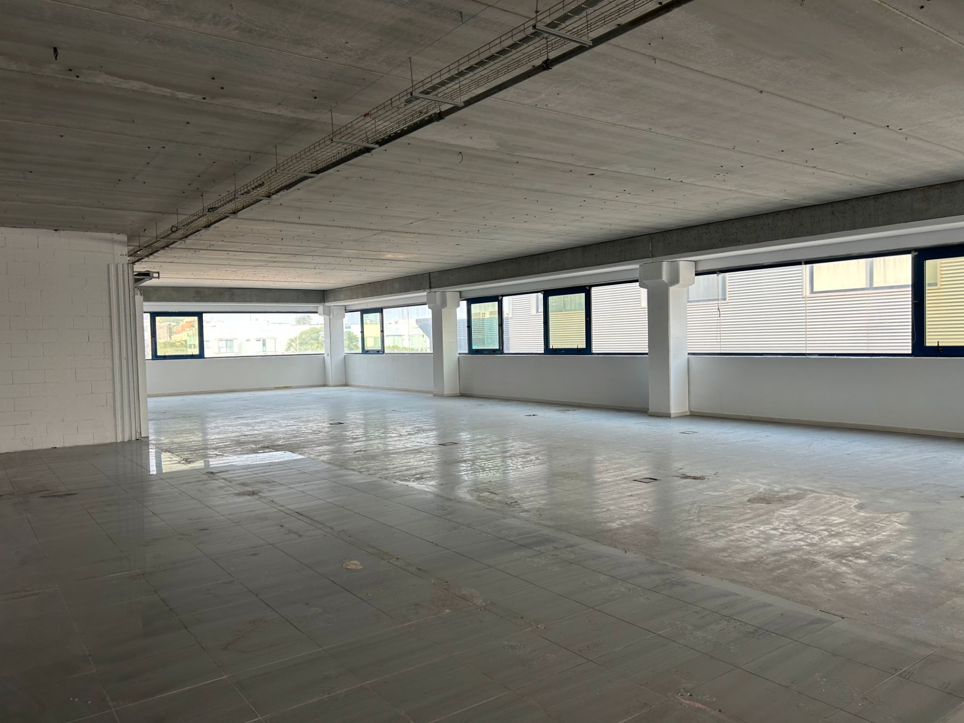 Nau industrial de lloguer a Carrer de la Tècnica, 6, Montigalà