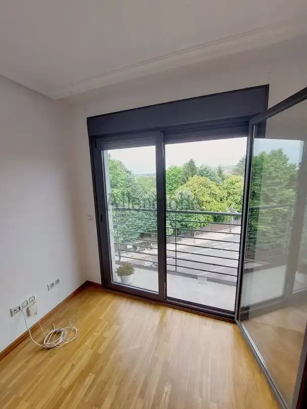 Balcony of Flat for rent in Oviedo   with Heating, Storage room and Oven