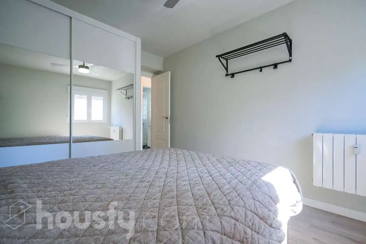 Habitación de Piso en venta en Madrid con Calefacción, Terraza y Trastero