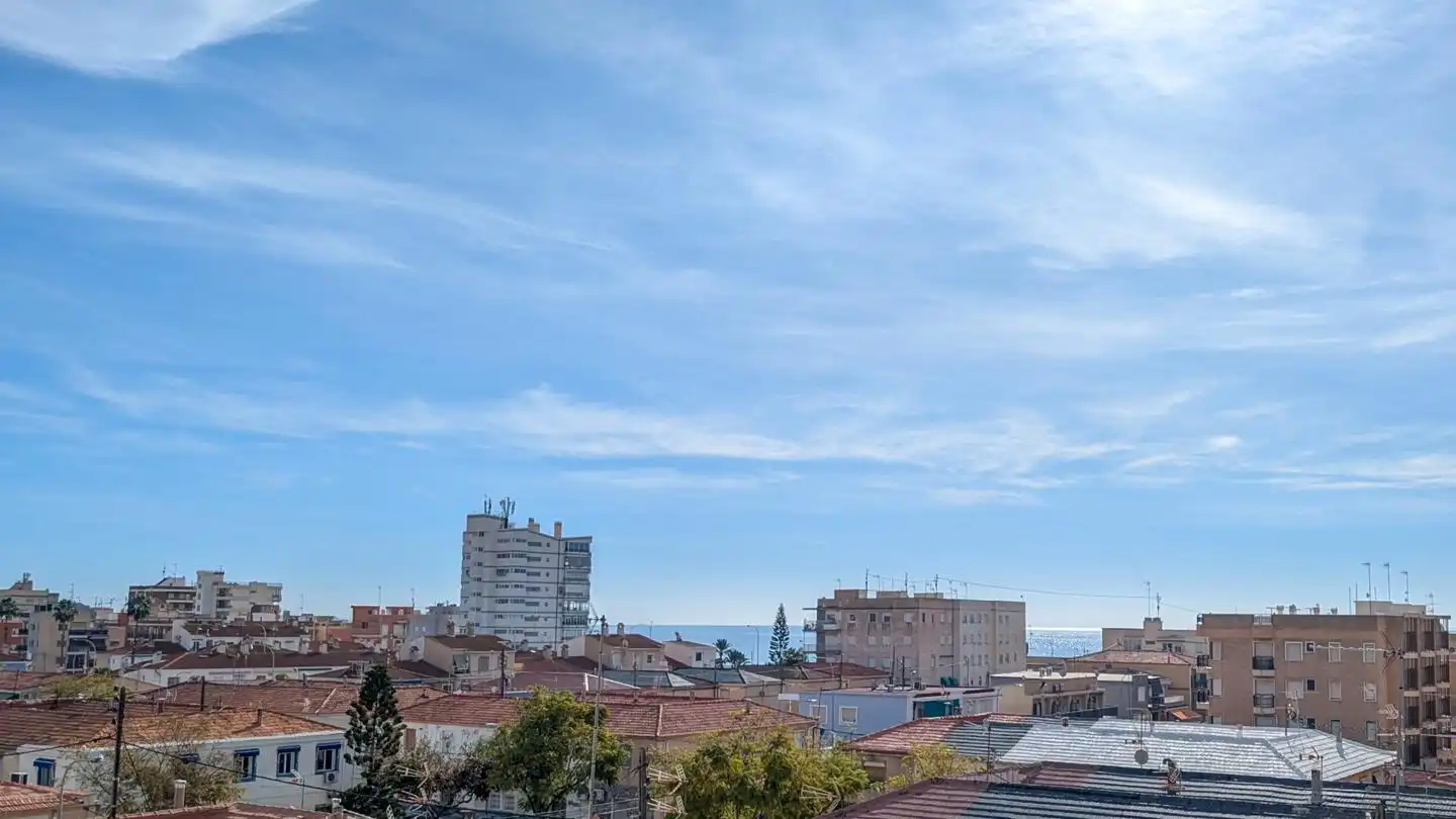 Außenansicht von Wohnung zum Verkauf in Santa Pola mit Klimaanlage, Terrasse und Schwimmbad