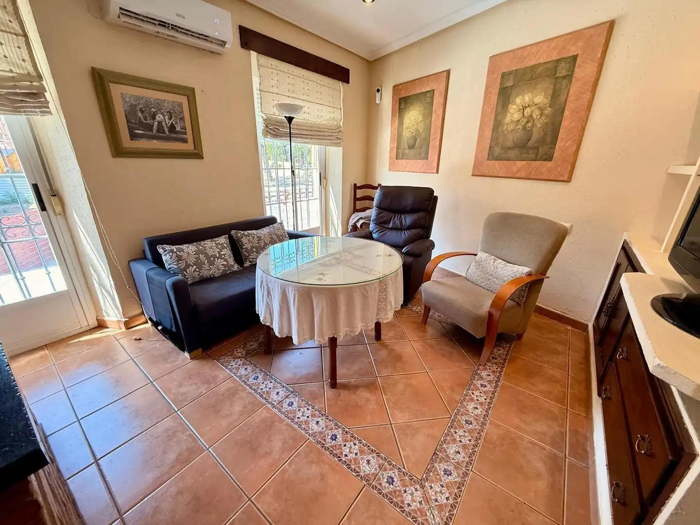 Sala d'estar de Casa o xalet en venda en Badajoz amb Aire condicionat i Traster