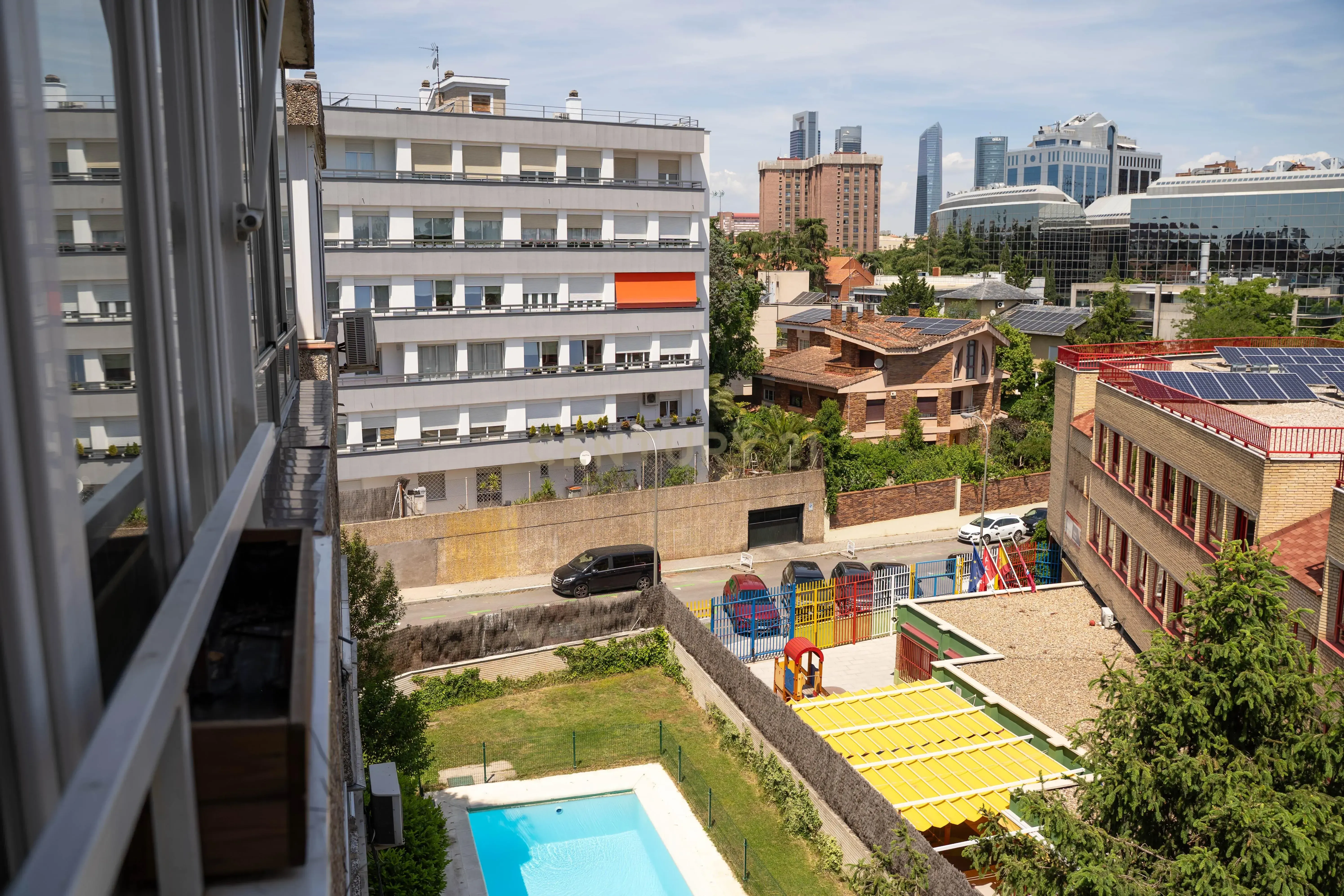 Piscina de Piso en venta en  Madrid Capital con Aire acondicionado, Calefacción y Piscina