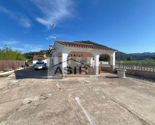 Vista exterior de Casa o xalet en venda en Alzira amb Terrassa i Piscina