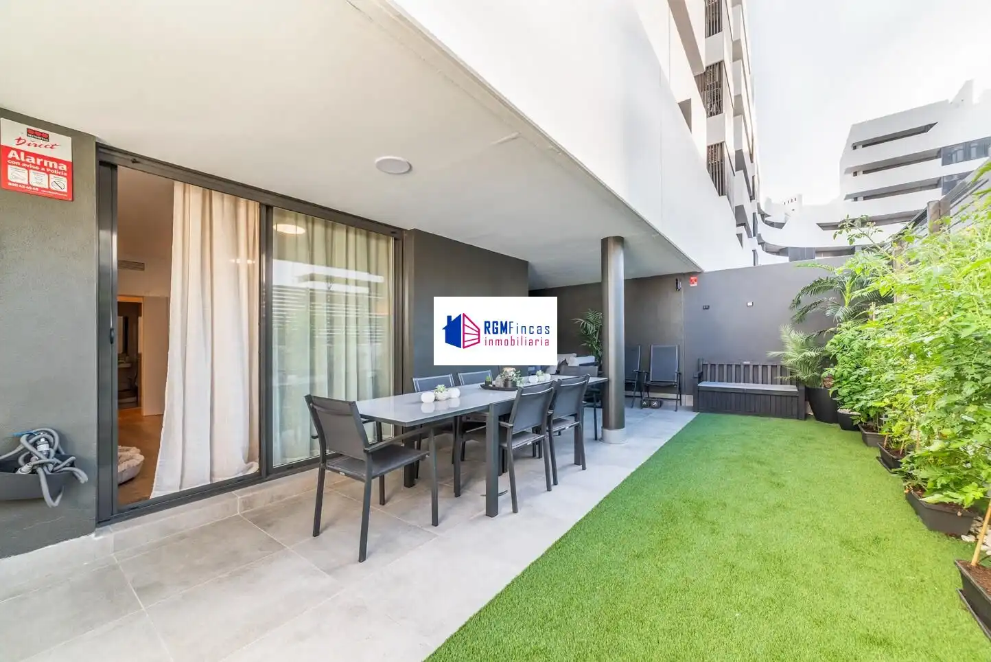 Terraza de Piso en venta en Sevilla con Aire acondicionado, Calefacción y Jardín privado
