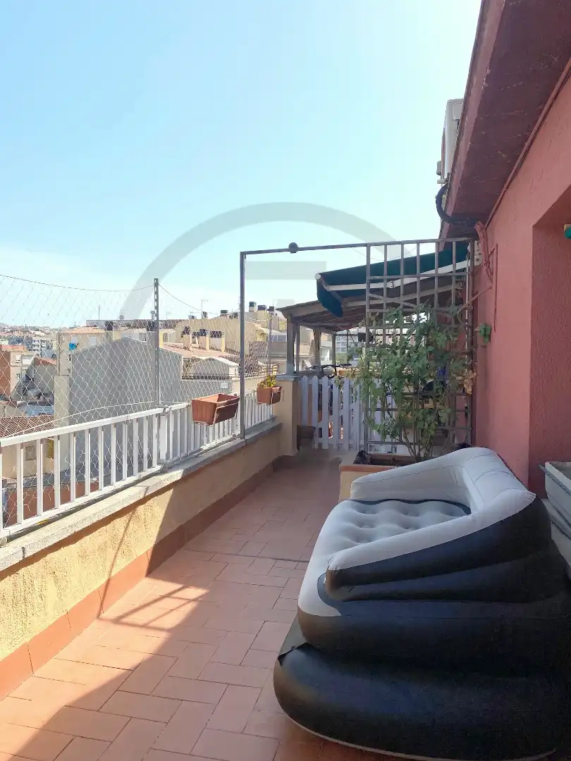 Terraza de Ático en venta en Terrassa con Calefacción, Terraza y Trastero