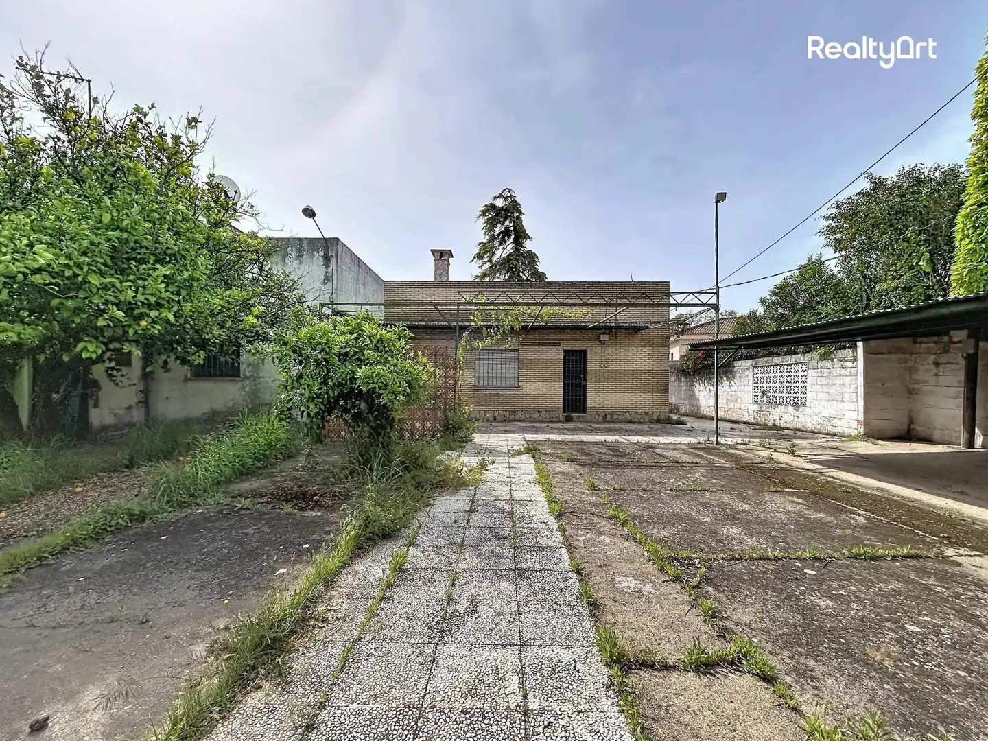 Außenansicht von Residential zum Verkauf in Valencina de la Concepción