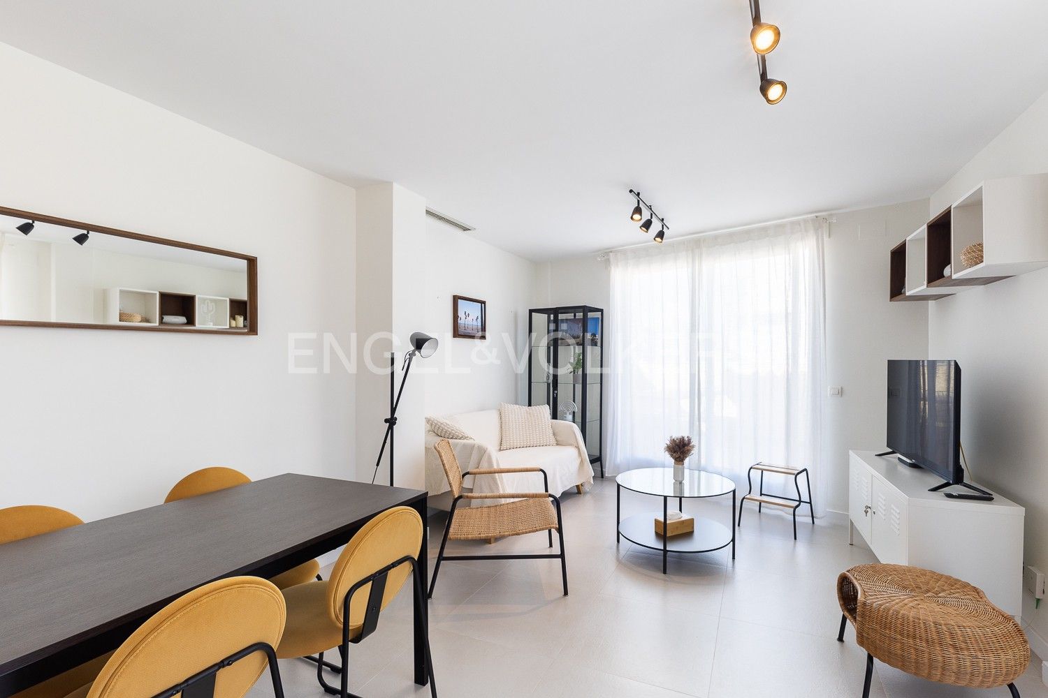 Sala d'estar de Pis de lloguer en Gandia amb Aire condicionat, Calefacció i Terrassa