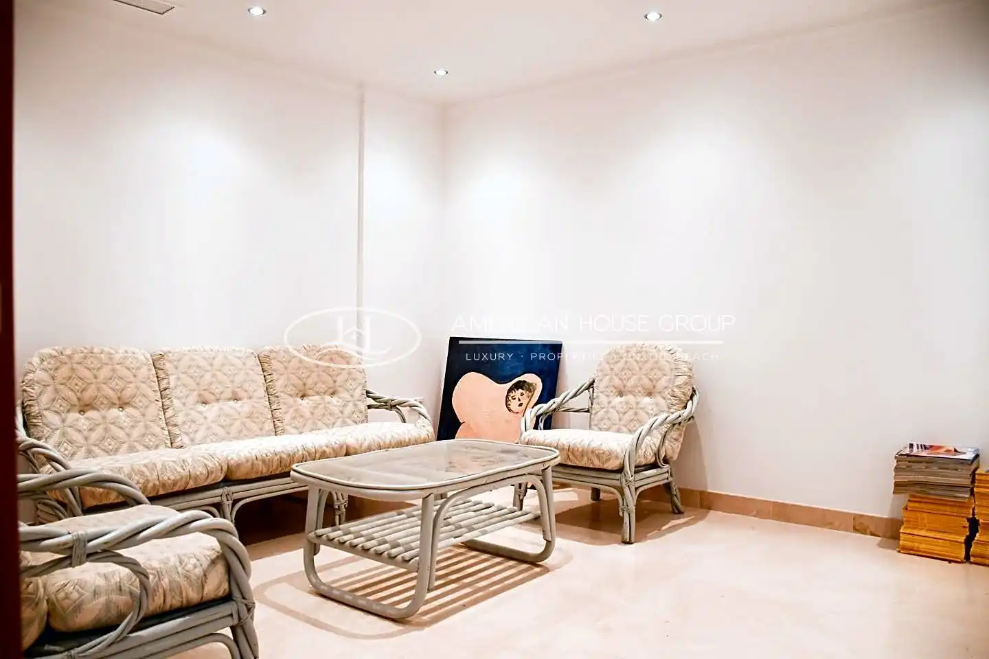 Sala d'estar de Casa o xalet en venda en Arcos de la Frontera amb Aire condicionat, Calefacció i Jardí privat