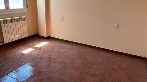 Foto 3 de Piso en venta en Travesía Torres, Villarrobledo, Albacete