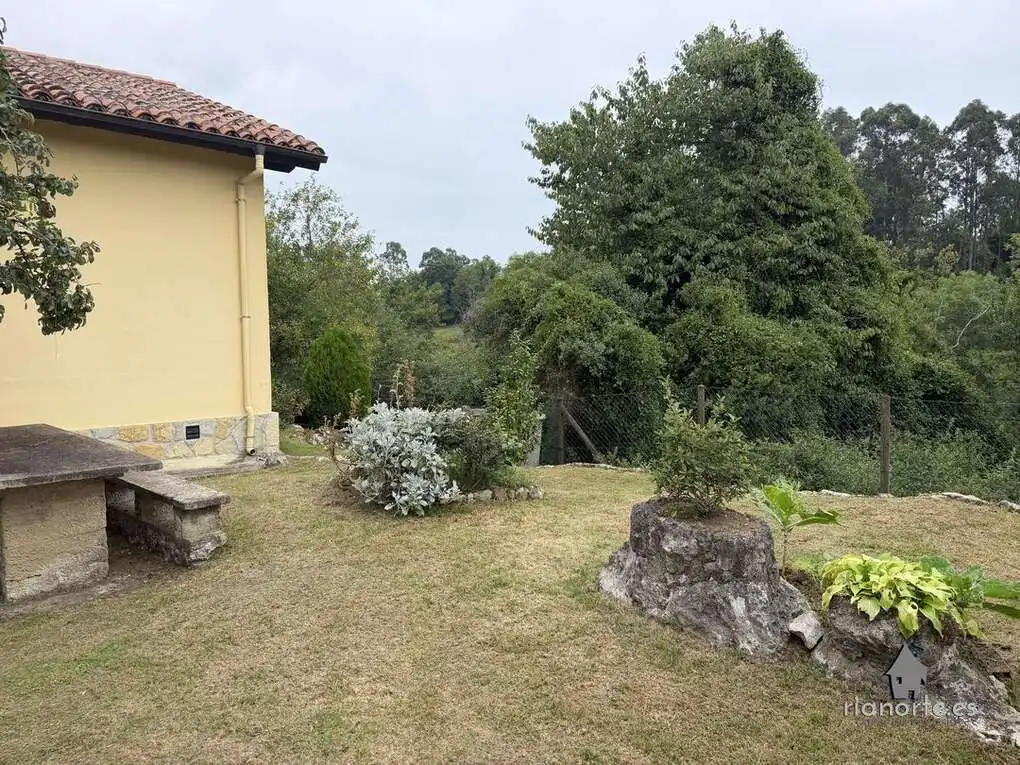 Jardín de Casa o chalet en venta en Ribadesella con Jardín privado