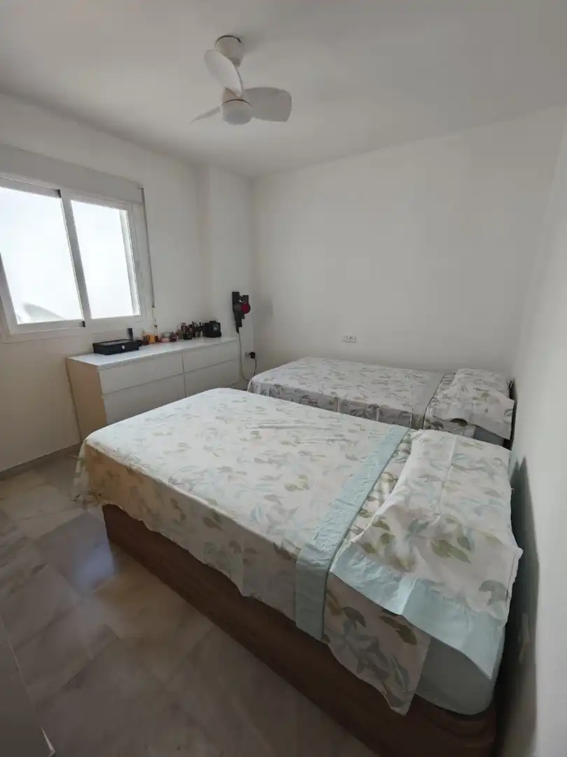 Dormitori de Àtic en venda en Vélez-Málaga amb Aire condicionat, Terrassa i Moblat
