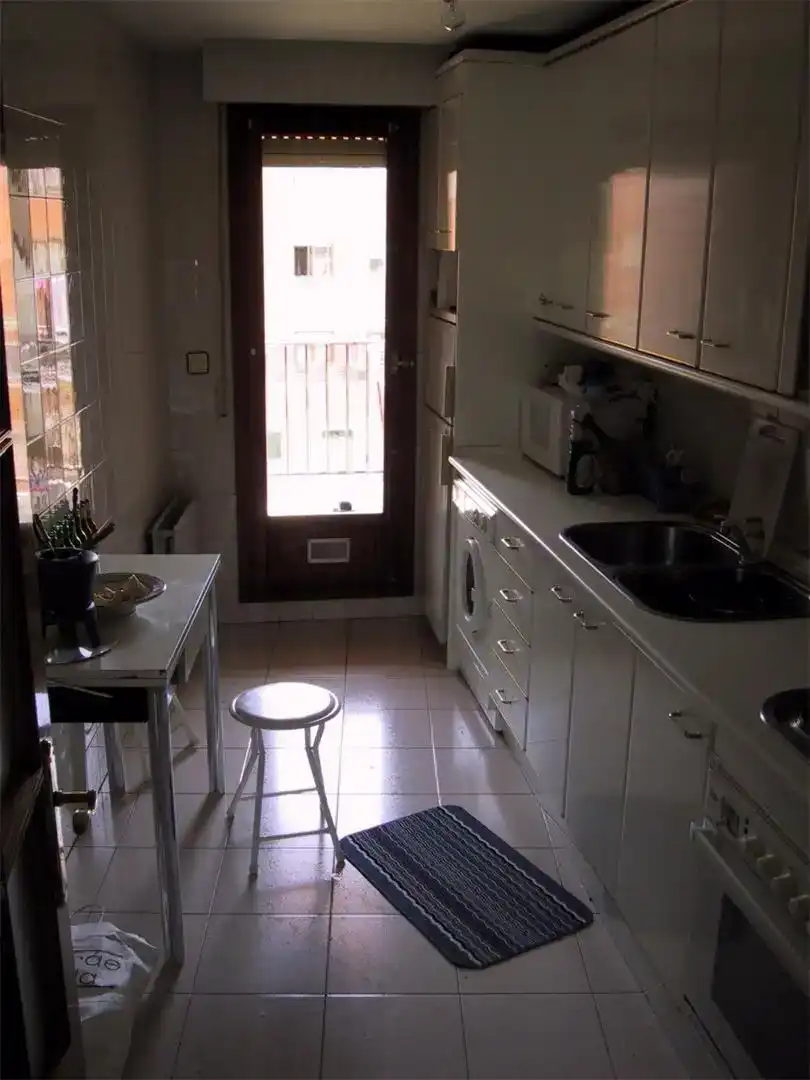 Cuina de Pis en venda en Soria Capital  amb Parquet, Moblat i Forn