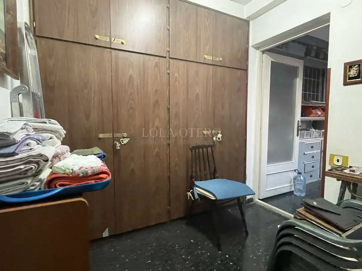 Bedroom of Flat for sale in Valencia  with Air Conditioner, Heating and Balcony