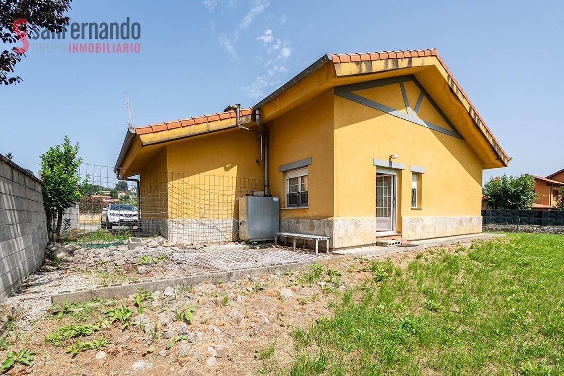 Exterior view of House or chalet for sale in Entrambasaguas  with Private garden