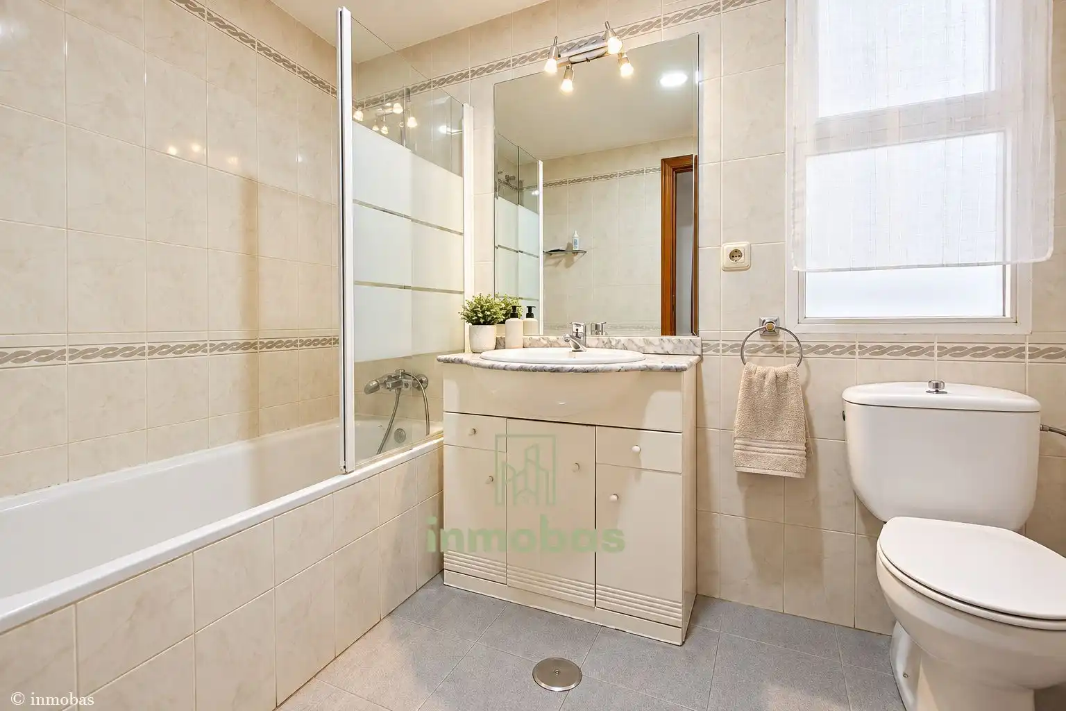 Piso con ascensor en venta en Mario Rosso Luna, imagen 11