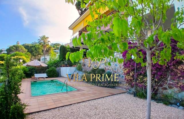 Casa-chalet en Venta en Cabrils