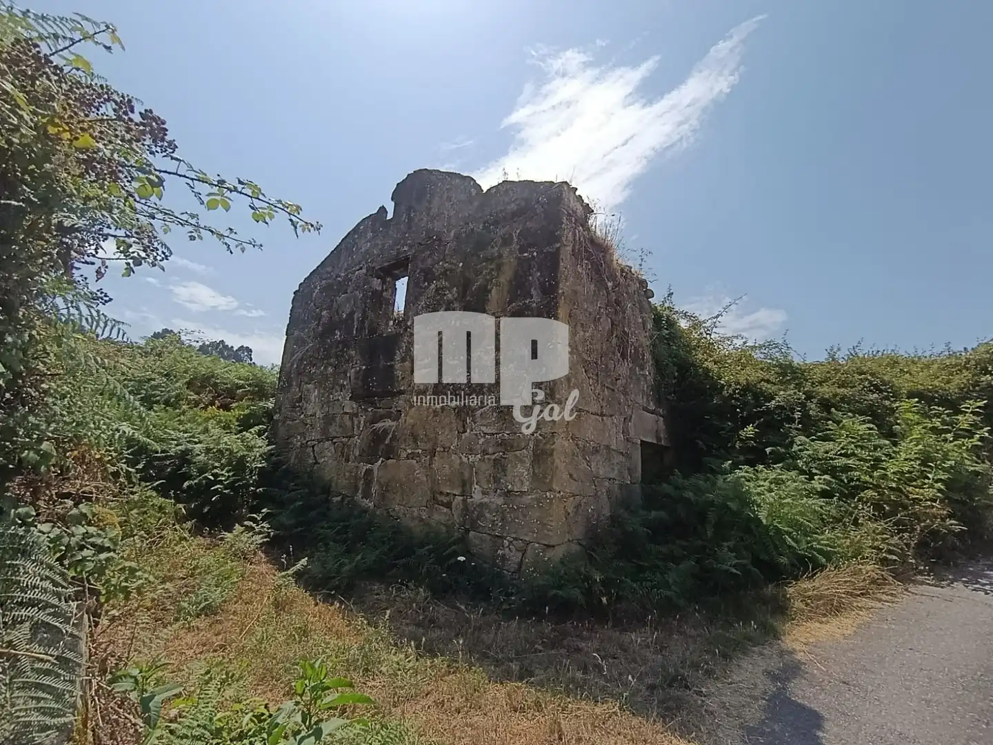Finca rústica en venta en Gondomar con Jardín privado