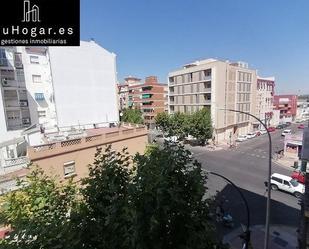 Exterior view of Flat to rent in Badajoz Capital  with Air Conditioner and Balcony