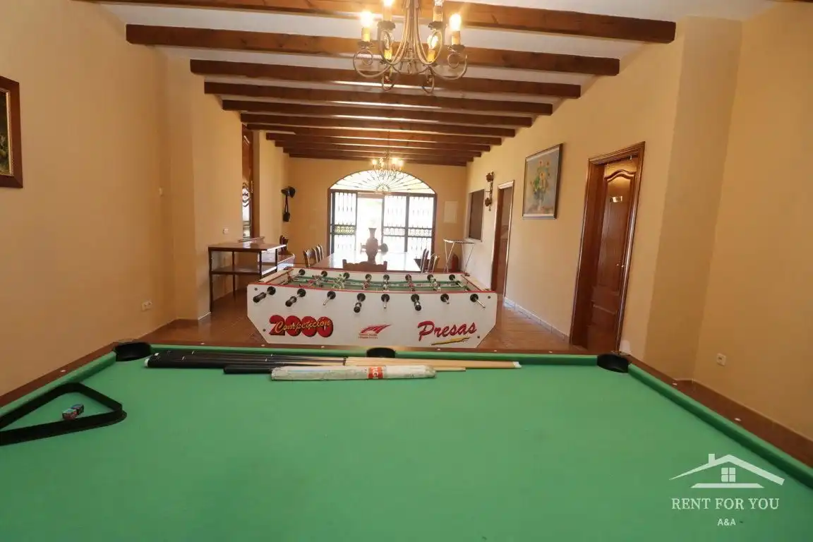 Casa o chalet de alquiler en Guaro con Jardín privado, Terraza y Trastero