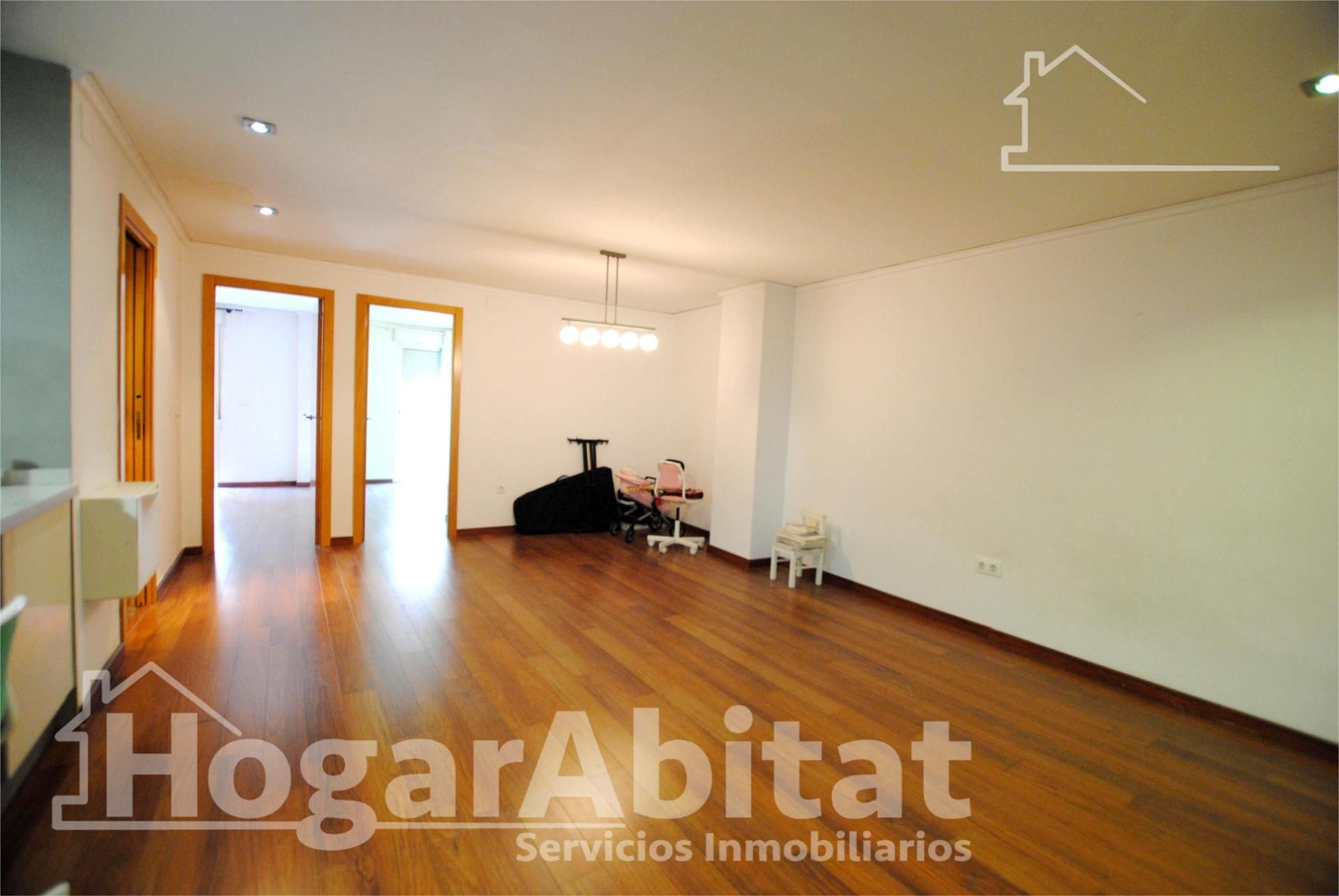 Sala d'estar de Pis en venda en Gandia amb Aire condicionat, Calefacció i Terrassa