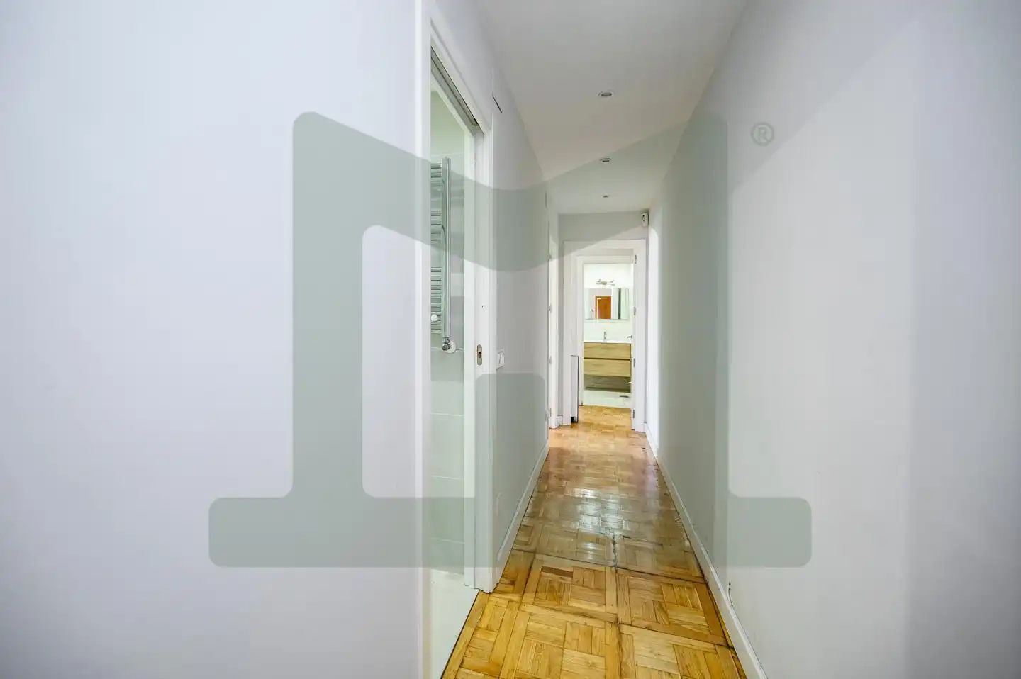 Piso en venta en Madrid con Calefacción, Parquet y Amueblado