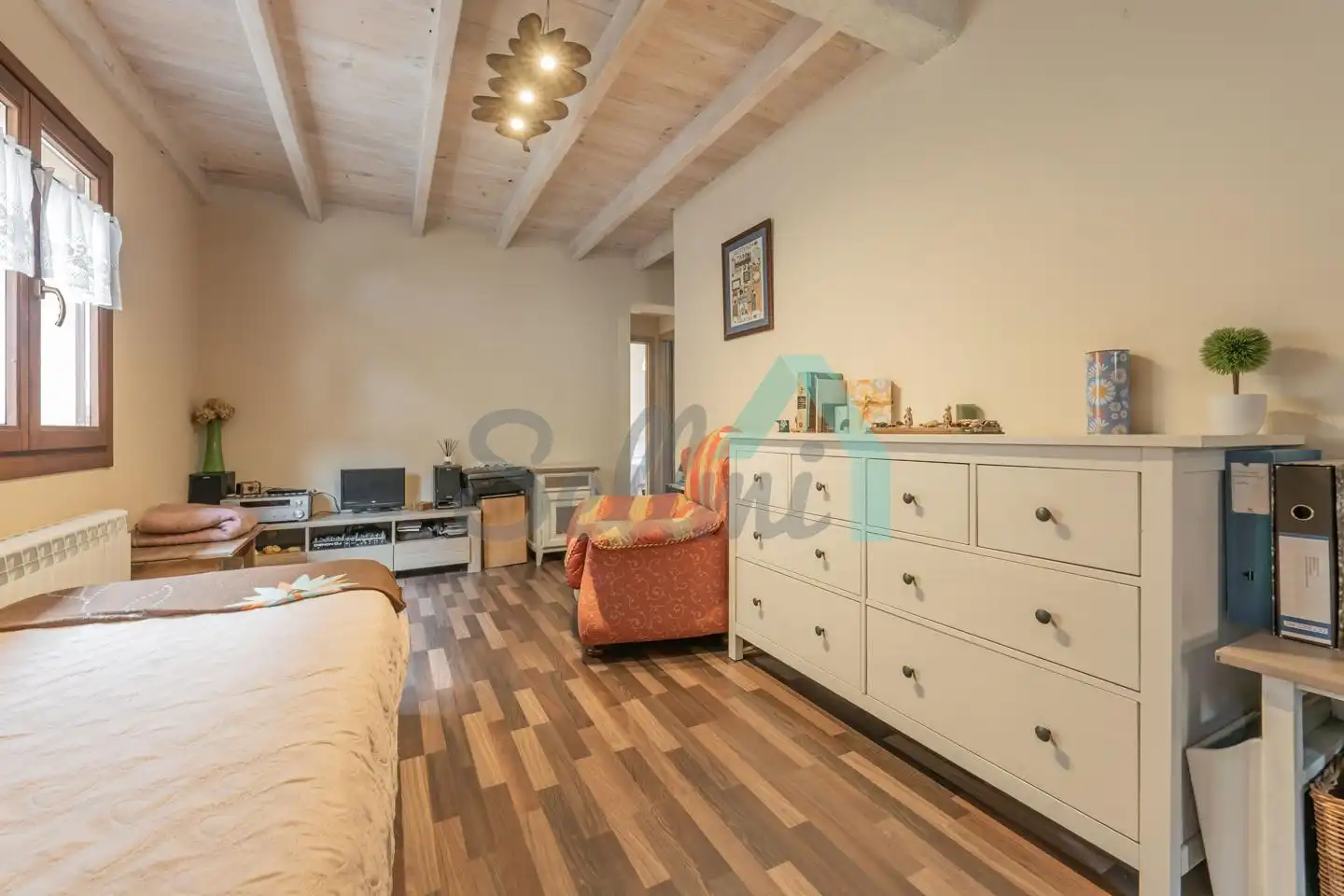 Sala de estar de Casa o chalet en venta en Sobrescobio con Calefacción, Jardín privado y Terraza