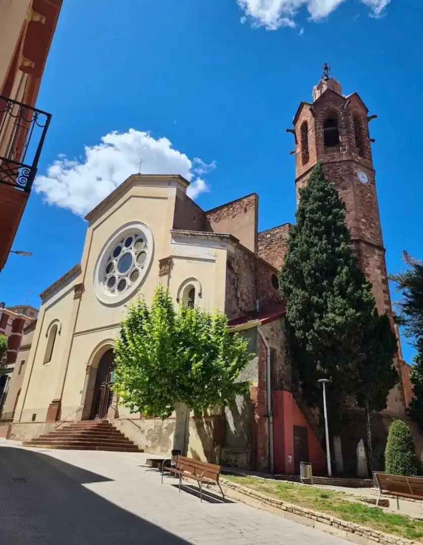 Vista exterior de Pis en venda en Sant Andreu de la Barca amb Forn i Balcó