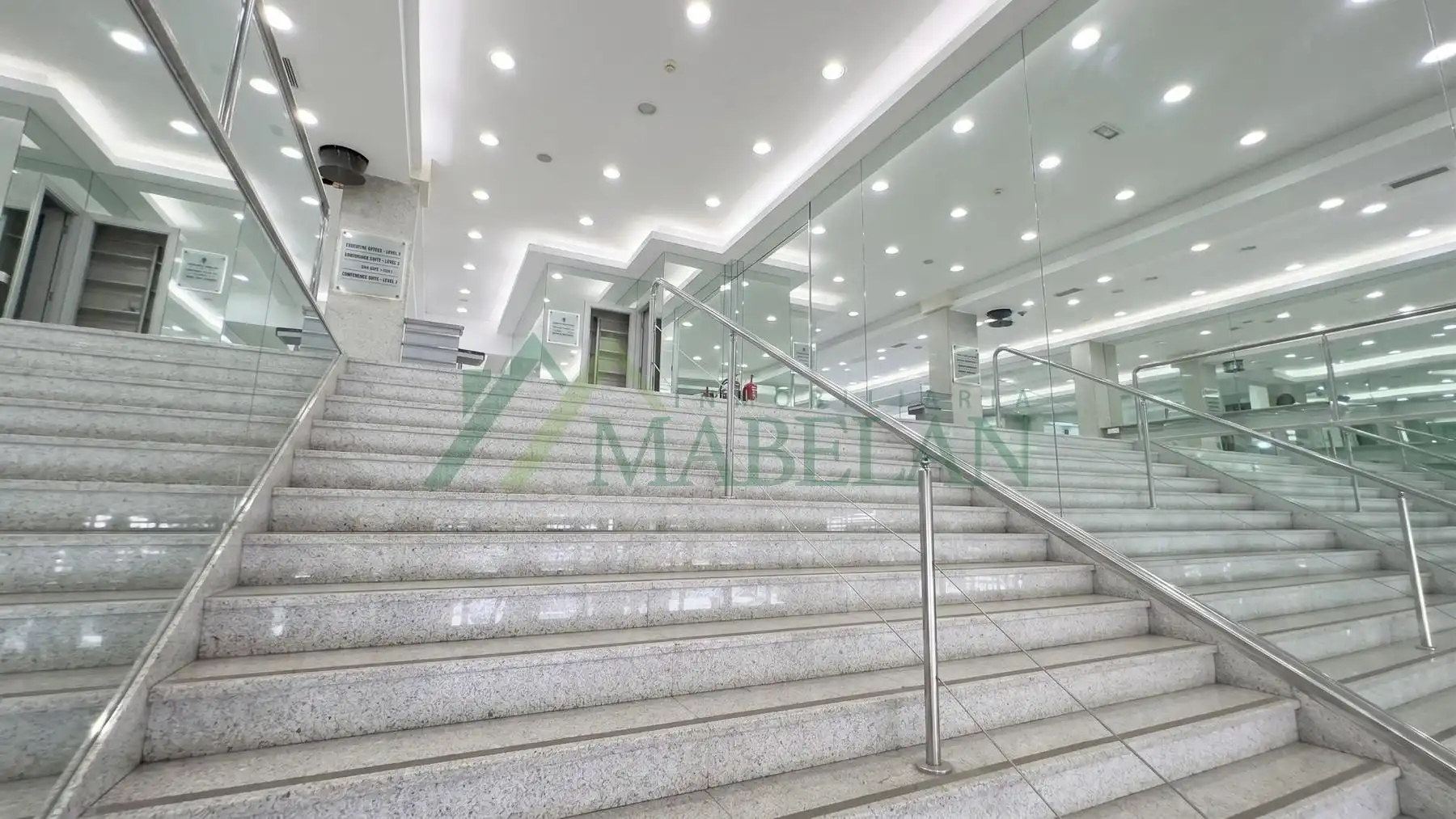 Business premises to rent in Latina, imagen 2