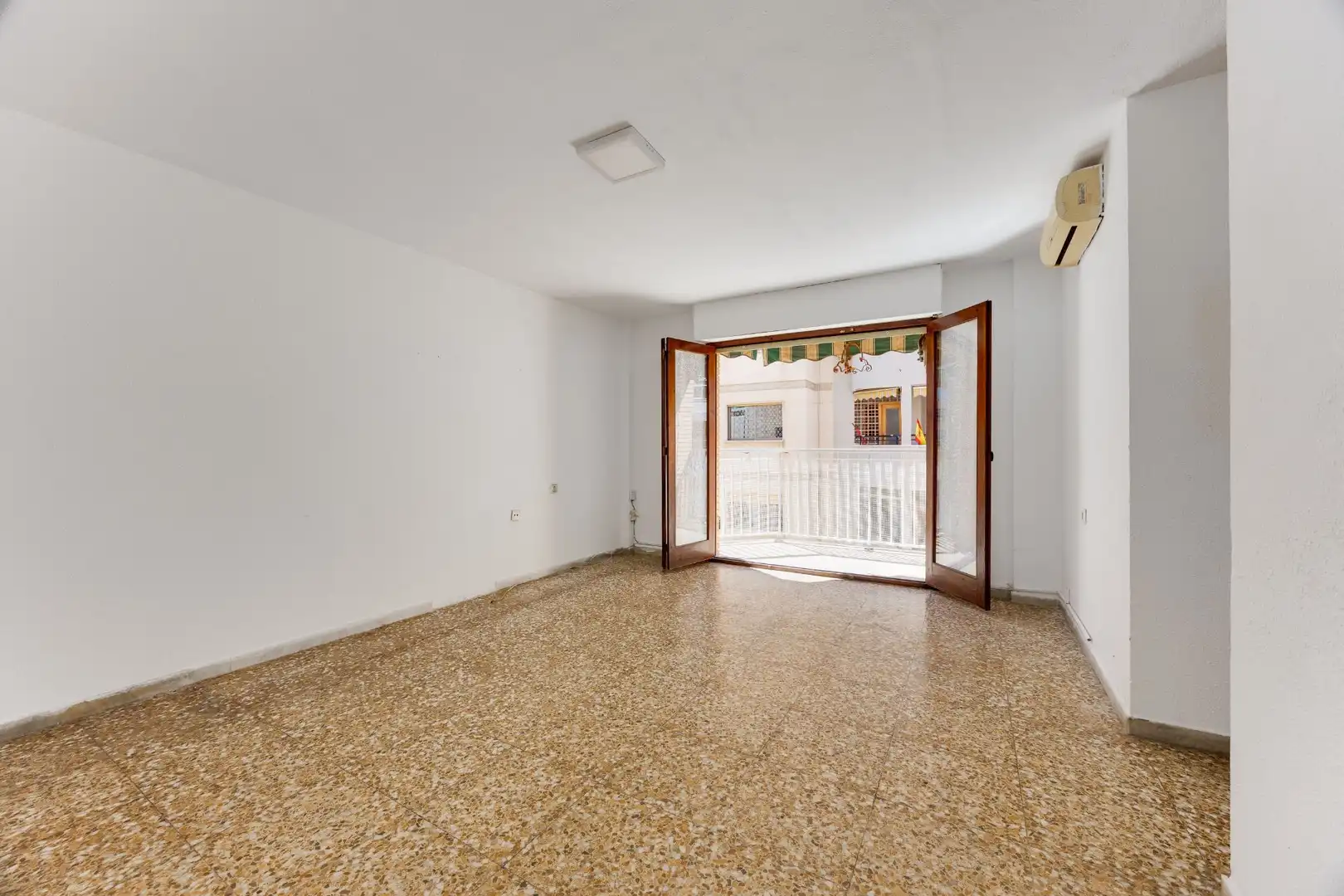 Apartamento con ascensor en venta en san miguel de salinas, imagen 11