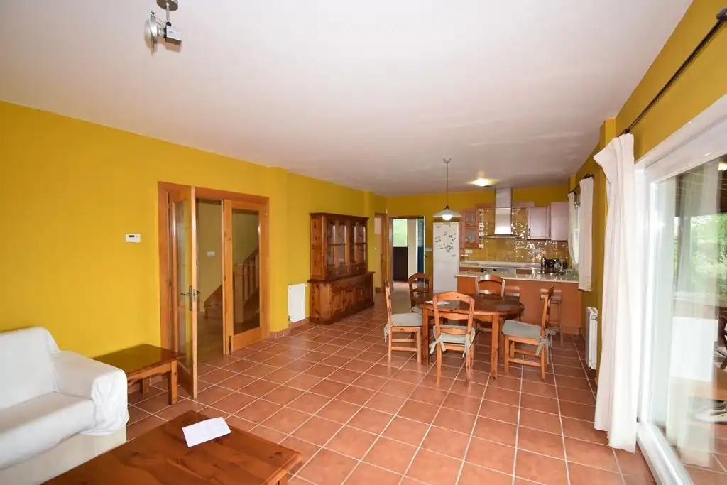 Kitchen of Houses for sale in Miño  with Heating, Parquet flooring and Storage room