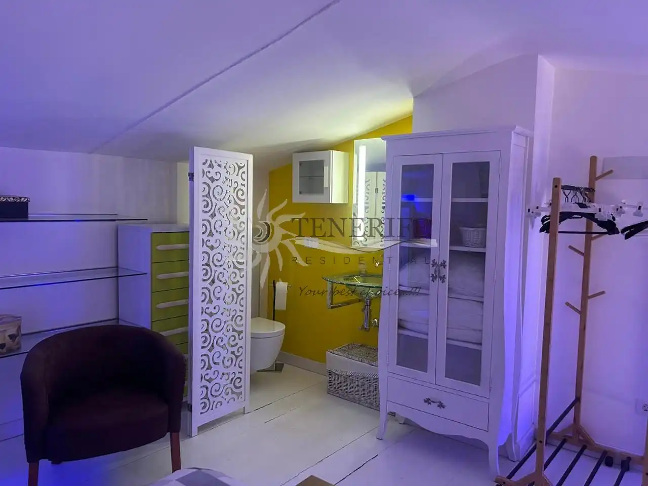 Piso en venta en Arona con Aire acondicionado, Terraza y Amueblado