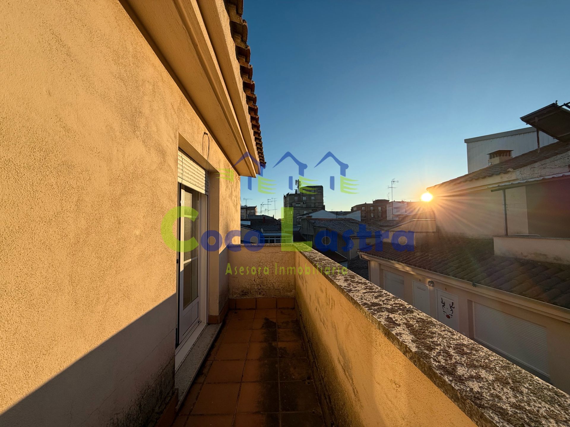 Exterior view of Duplex for sale in Vitigudino  with Heating, Parquet flooring and Terrace