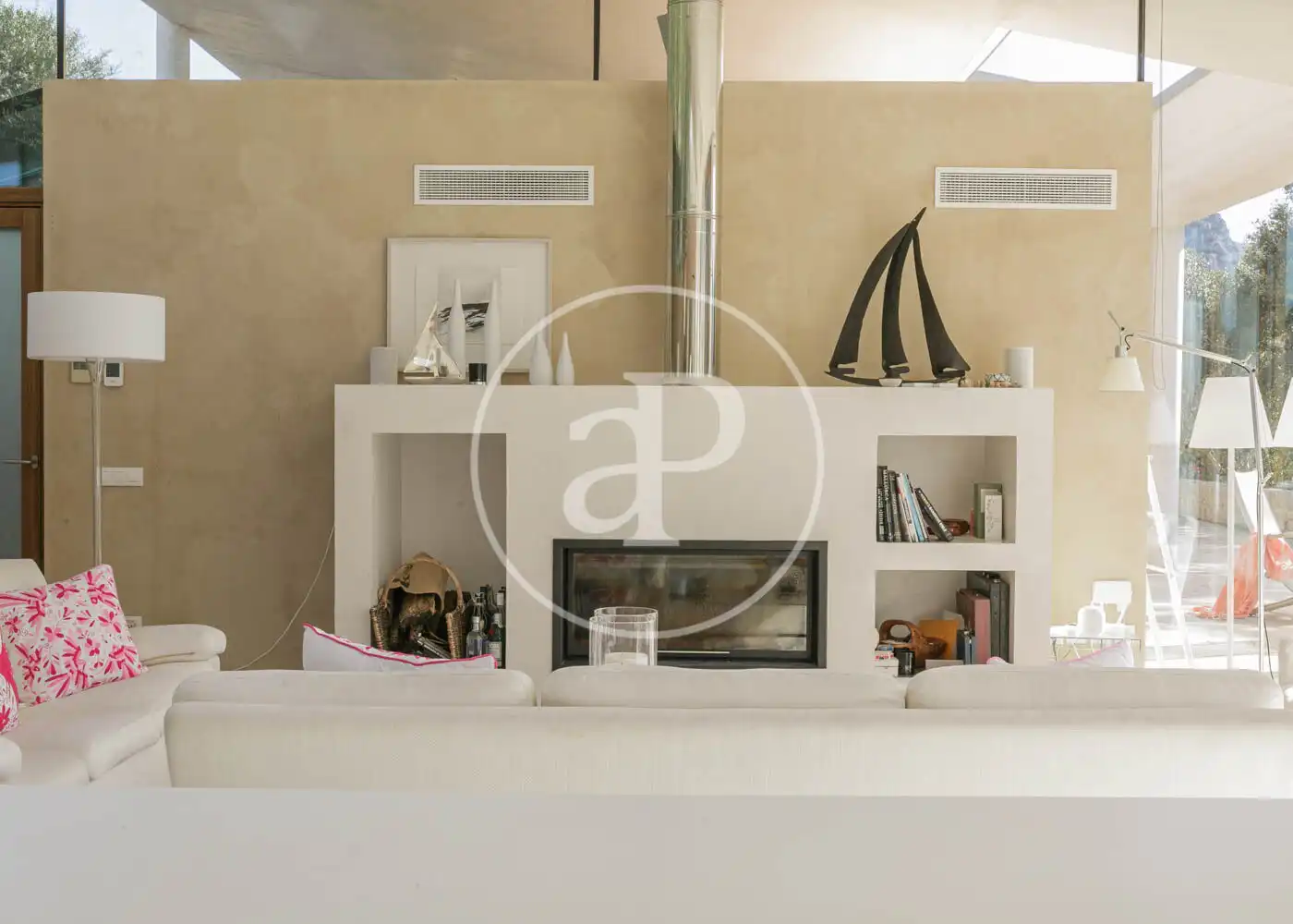 Living room of Houses for rent in Pollença  with Air Conditioner, Heating and Private garden