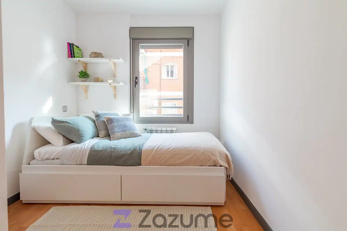 Flat for rent in C. del Divino Redentor, Valdeacederas
