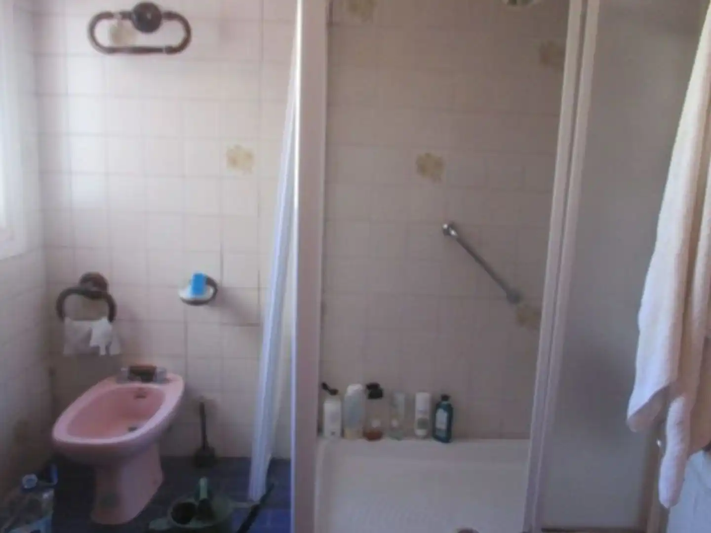 Baño de Piso en venta en Vegadeo con Calefacción, Terraza y Trastero