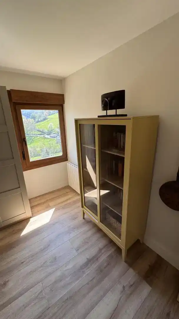 Sala d'estar de Casa o xalet en venda en Soba amb Balcó