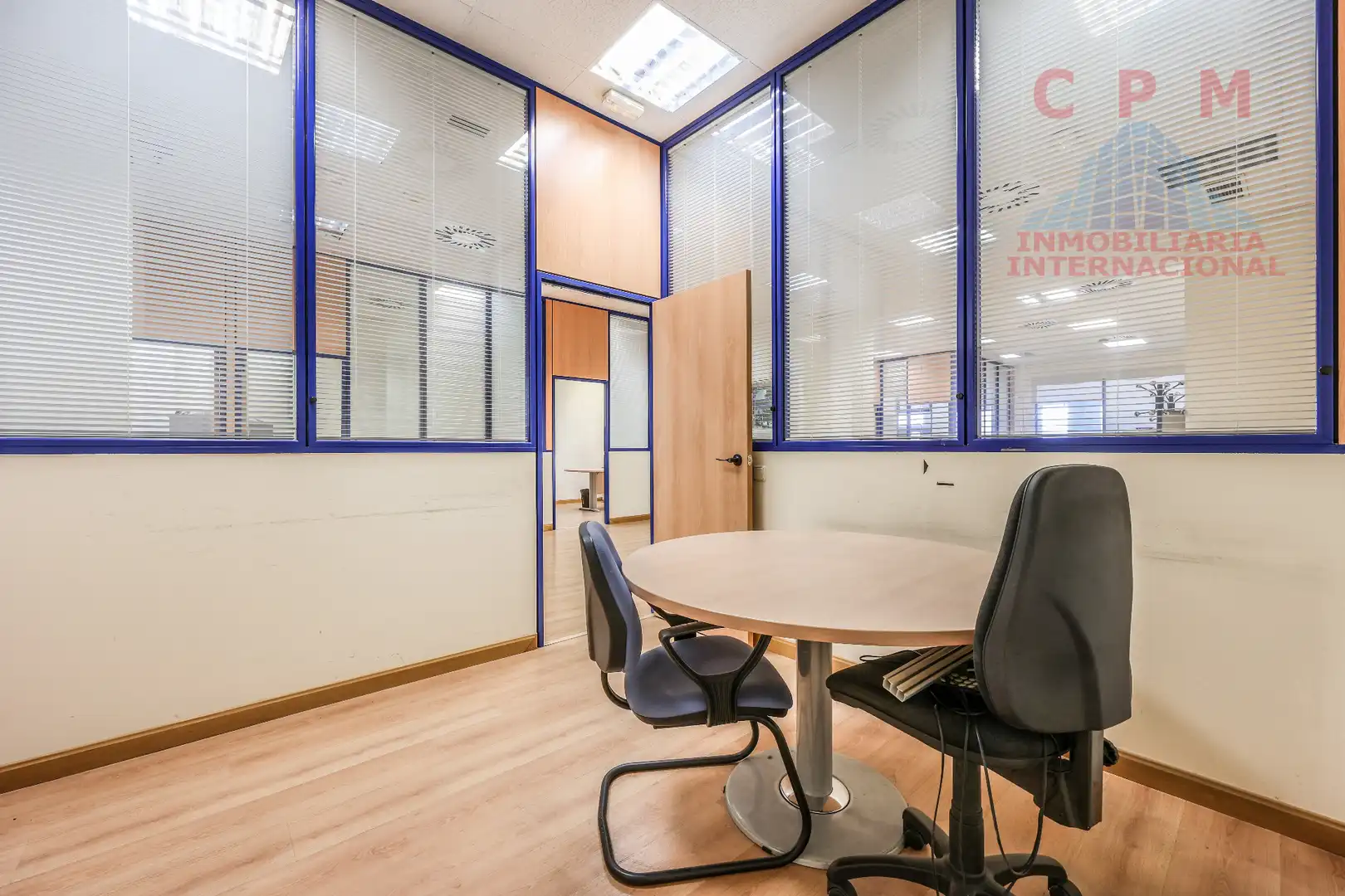 Commercial properties for rent in Madrid  with Air Conditioner, Heating and Parquet flooring